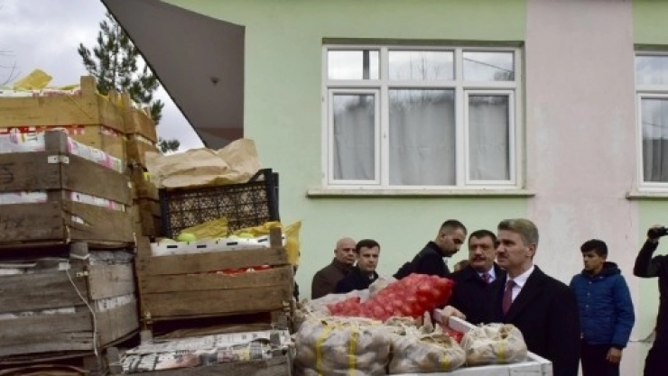 Kale'de Yaralar Sarılıyor