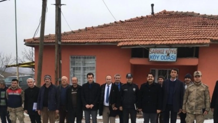  Kaymakam Özdemir, Sorunları Dinledi