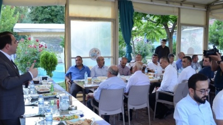 Kaymakam Zengince İçin Veda Yemeği