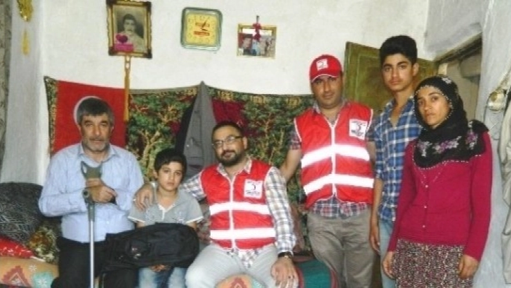 Kızılay'dan 4 Bin Aile'ye Yardım