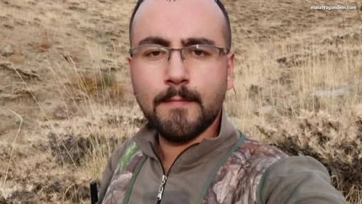 Kontrolden çıkan araç devrildi: 1 ölü, 4 yaralı