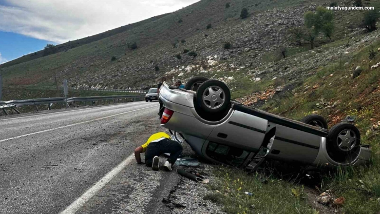 Kontrolden çıkan otomobil takla attı: 1 yaralı
