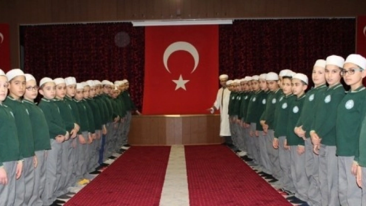Kur'an Kursu Öğrencilerinin Programına Yoğun İlgi