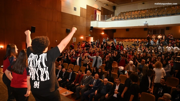 Liseler arası münazara yarışması sona erdi