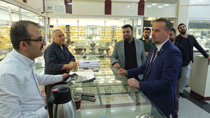 Karademir Kapalı Çarşı esnafının taleplerini gündeme taşıdı