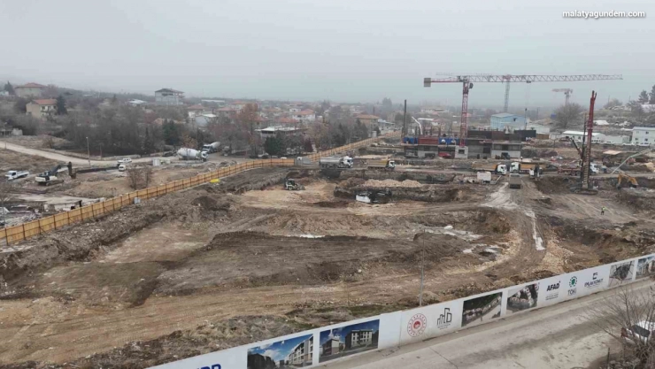Akçadağ'da 2'nci etap çarşı projesine başlandı