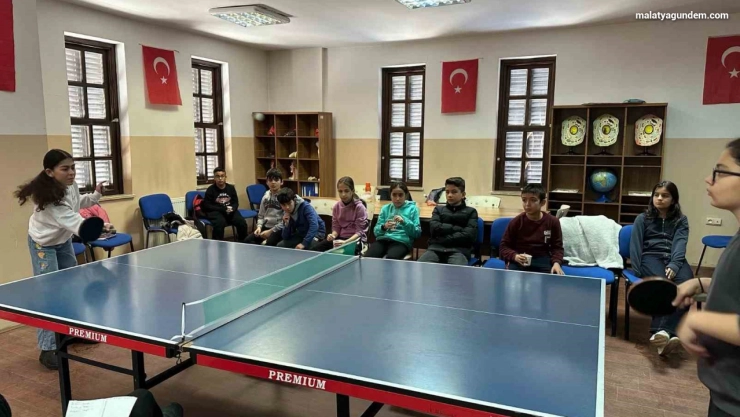 Büyükşehir Belediyesi'nden genç sporculara destek