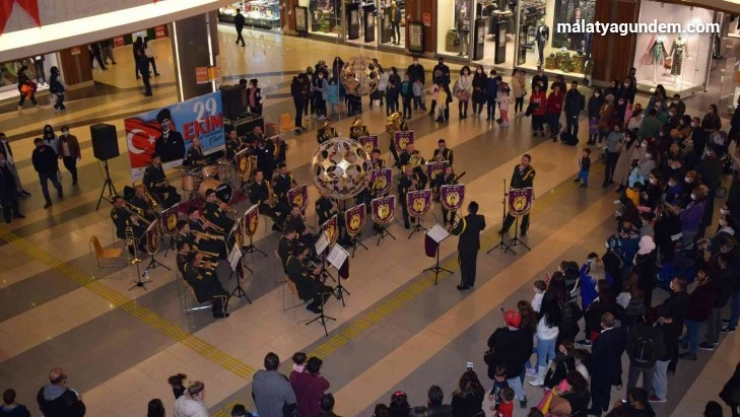 Malatya'da 29 Ekim coşkusu