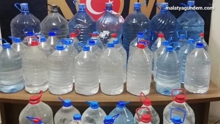 Malatya'da 321 litre boğma içki ele geçirildi