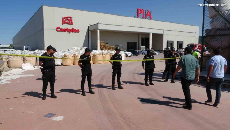 Malatya'da akrilik plaka fabrikasında patlama: 3 yaralı