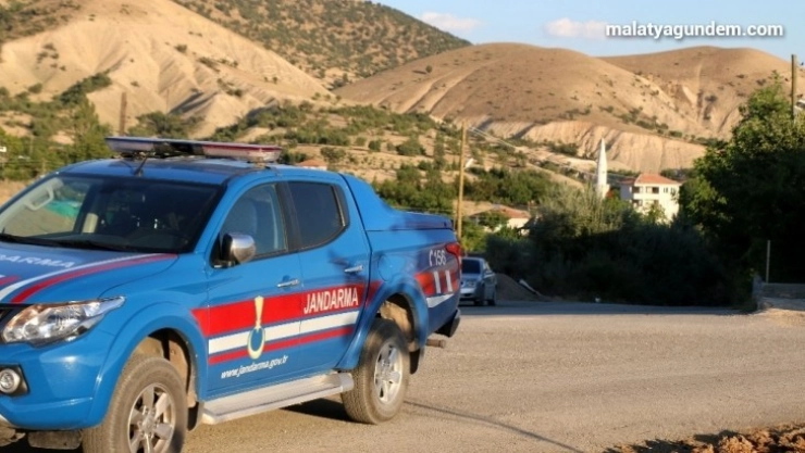Malatya'da bir mahalleye korona karantinası