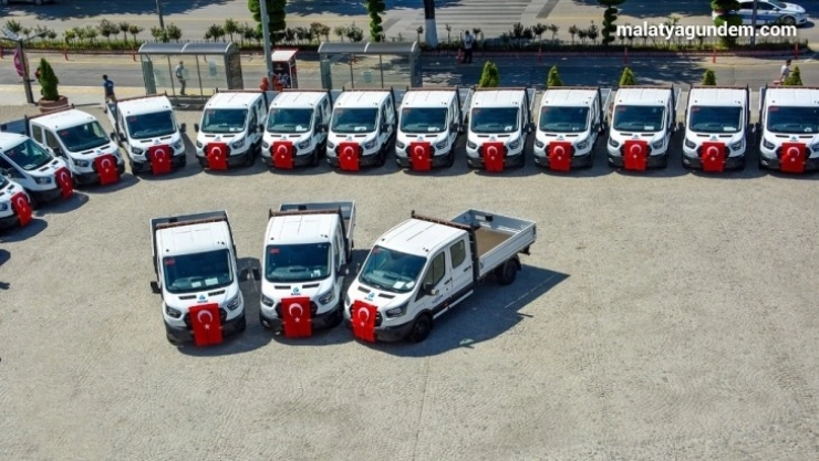 Malatya'da büyükşehir araç filosunu yeniliyor