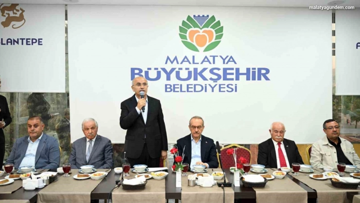 Malatya'da Büyükşehir Belediyesinden Muharrem İftarı