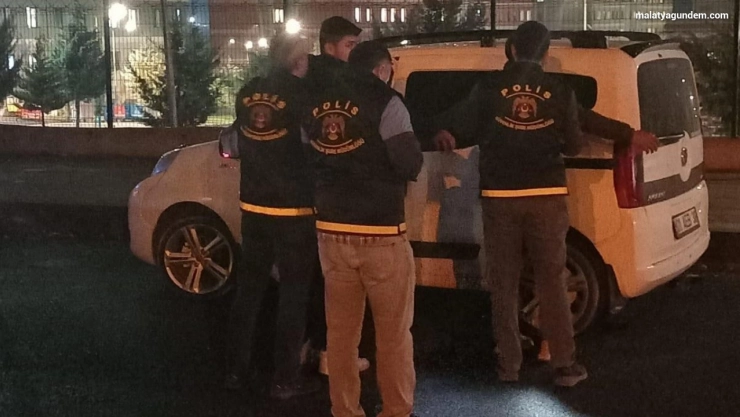 100 ekip 302 polis ile 73 farklı noktada asayiş uygulaması yapıldı