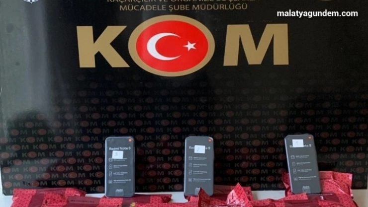 Malatya'da gümrük kaçağı nargile tütünü ele geçirildi