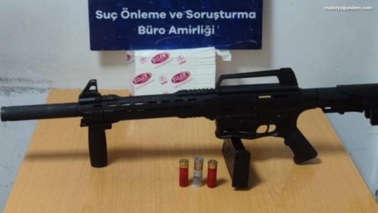 İki ayrı silahlı kavgada 2 kişi yaralandı