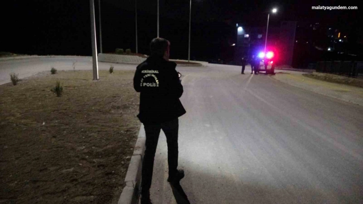 İki grup arasında çıkan silahlı kavgada 1 kişi yaralandı