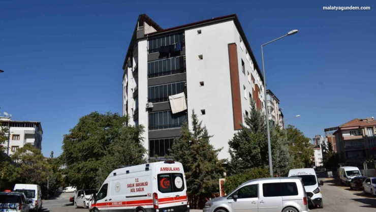 Malatya'da kayıp şahıs, apartmanın çatı katında ölü bulundu