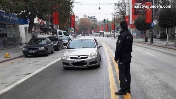 Malatya'da kısıtlamalarda denetimler sürüyor