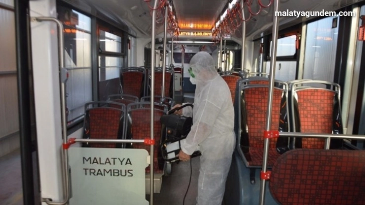 Malatya'da otobüslerde Covid-19 dezenfektesi arttırıldı