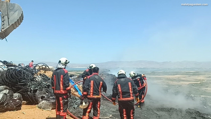 Malatya'da şantiyede korkutan yangın