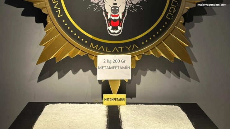 Sokak satıcılarına operasyon: 6 şüpheli tutuklandı