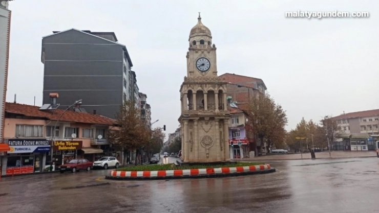 Sokaklarda sessizlik hakim