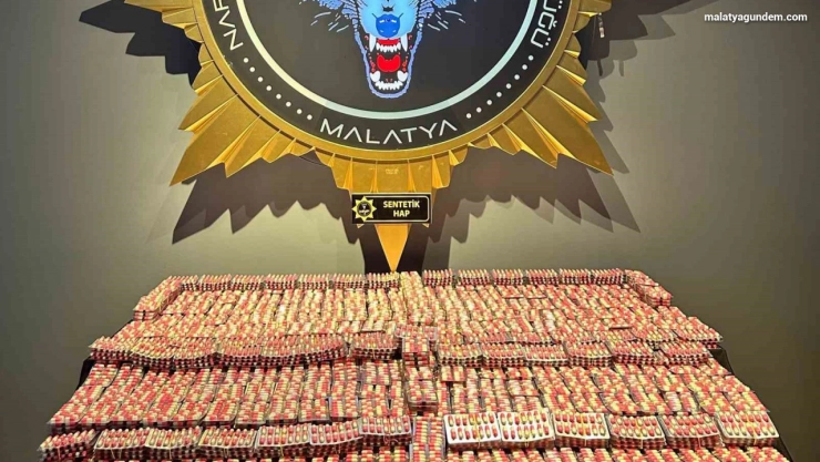 Malatya'da torbacı operasyonu: 22 bin 440 hap ele geçirildi