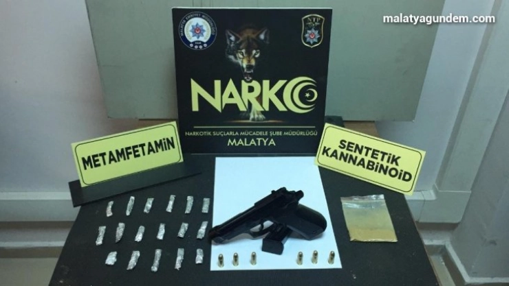 Torbacı operasyonuna 3 gözaltı, 1 tutuklama