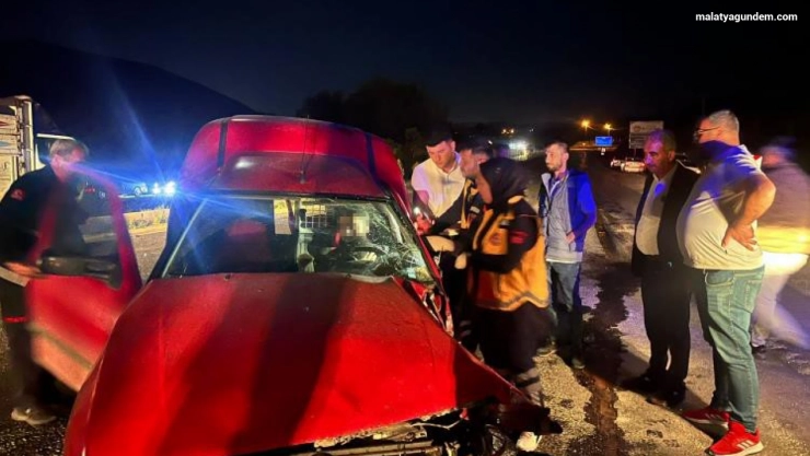 Malatya'da trafik kazası: 2 yaralı