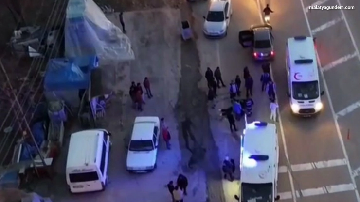 Trafik kazasında iki kişi 2 yaralandı