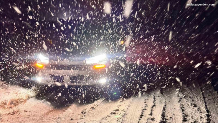 Malatya'da yağış sonrası mahsur kalan 33 kişi kurtarıldı