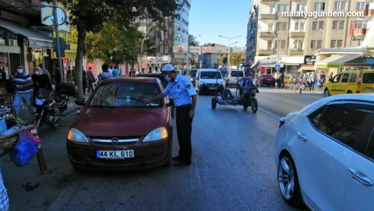 Zabıta ekiplerinden trafik denetimi