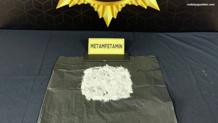 Malatya'da zehir tacirlerine operasyon: 5 tutuklama