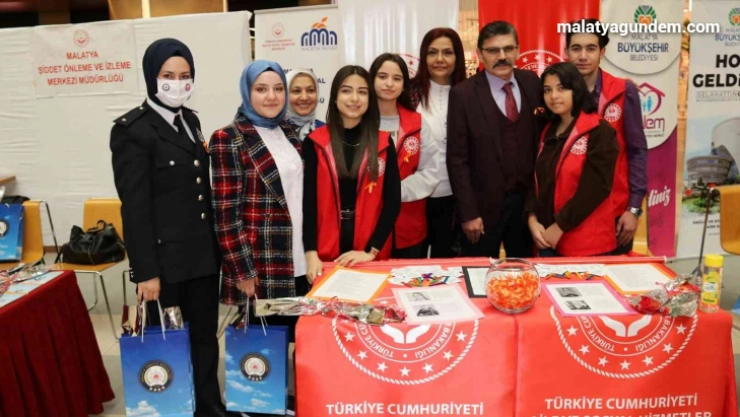 Malatya Emniyetinden kadınlar günü etkinlikleri
