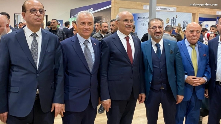 Malatya İş İnsanları Platformu, İstanbul'daki Malatya Tanıtım Günleri'nde hemşehrileriyle buluştu