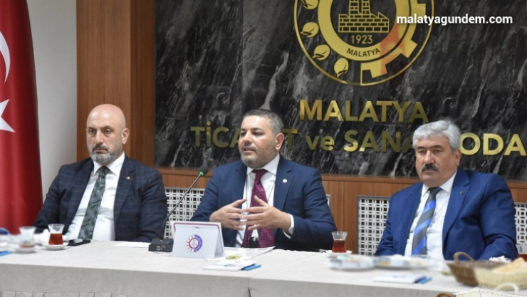 TSO'da hafriyatçı ve iş makinecilerin sorunları konuşuldu