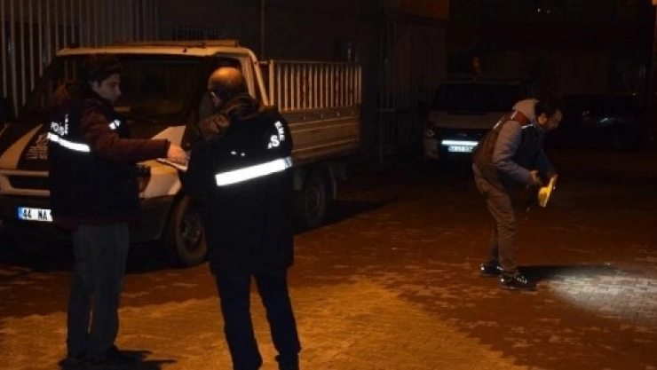 Silahla Başından Vurulmuş Halde Bulundu