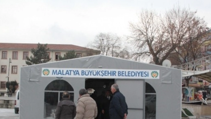 Deprem Başvuru Çadırı Açıldı