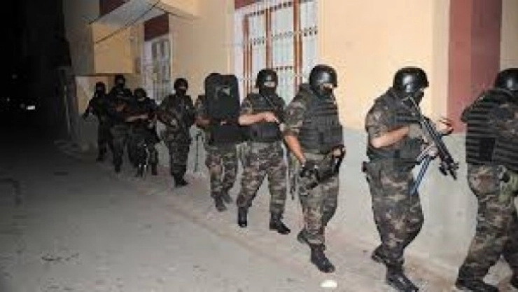 Malatya'da Uyuşturucu Tacirlerine Şafak Baskını
