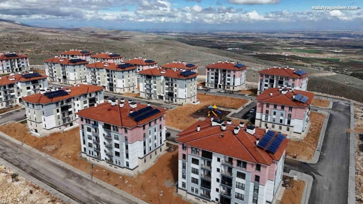 Malatyalı depremzedeler evlerini çok beğendi