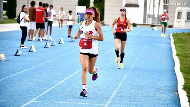 Malatyalı modern pentatlon sporcusu Avrupa arenasında