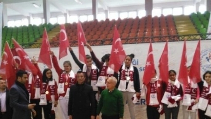 Malatyalı taekwondocular Dereceyle Döndüler