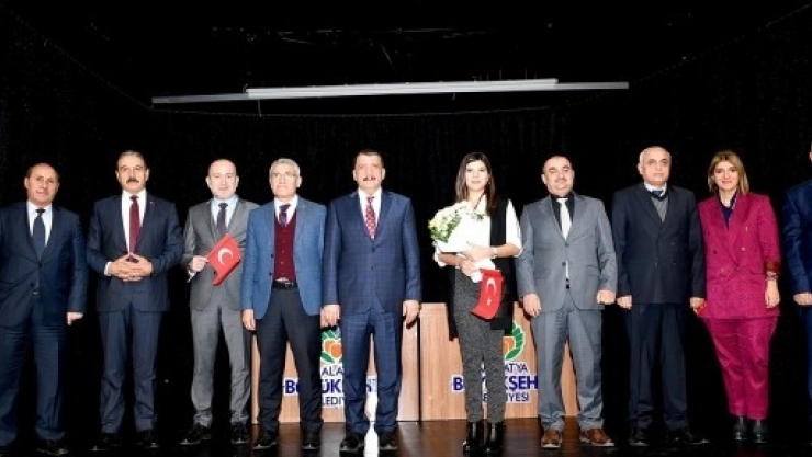 Mehmet Akif Ersoy Anıldı