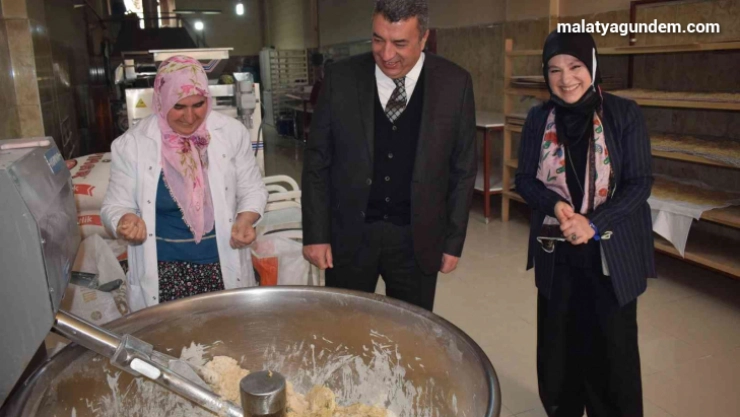 MTB Başkan Özcan: 'Kadın hayatımızın en kıymetli varlığıdır'