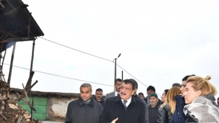 Perihan Savaş Deprem Bölgesinde