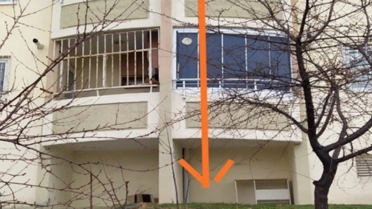 Polisten Kaçarken 3'üncü Kattan Aşağı Atladı