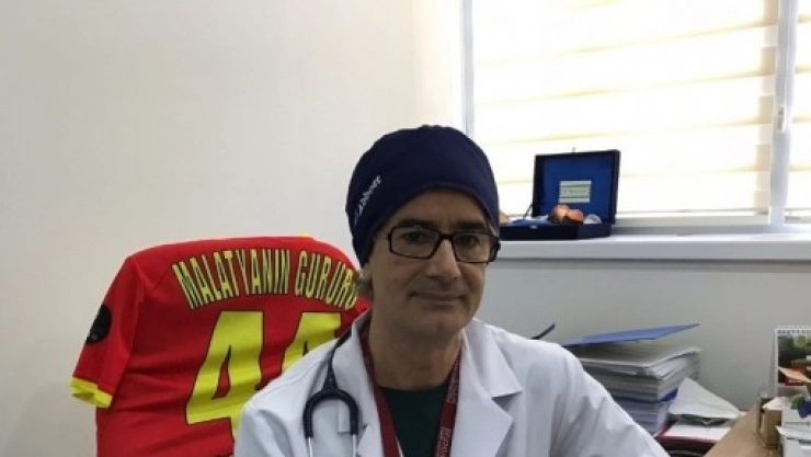 Profesör Özdemir Dekan Oldu