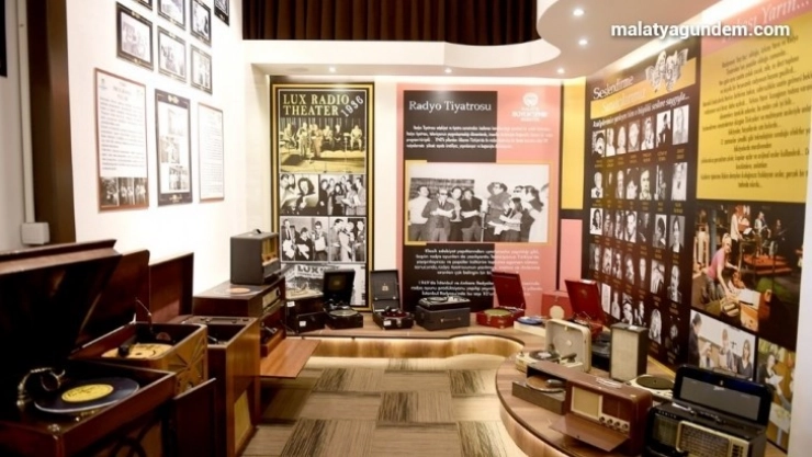 Radyo ve Gramofon Müzesine yoğun ilgi