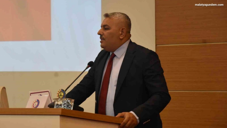 Sadıkoğlu: 'Açlık, zulüm ve ölüm tüm insanlığın ayıbıdır'